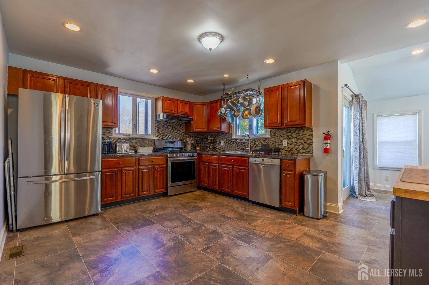 253 Prospect Avenue, Dunellen, New Jersey image 1
