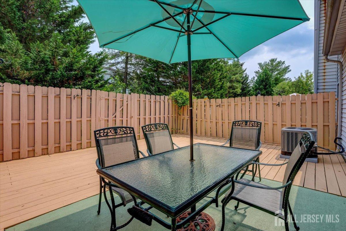 44 Lexington Circle, Old Bridge, New Jersey image 29