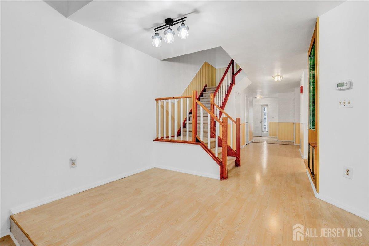 44 Lexington Circle, Old Bridge, New Jersey image 10