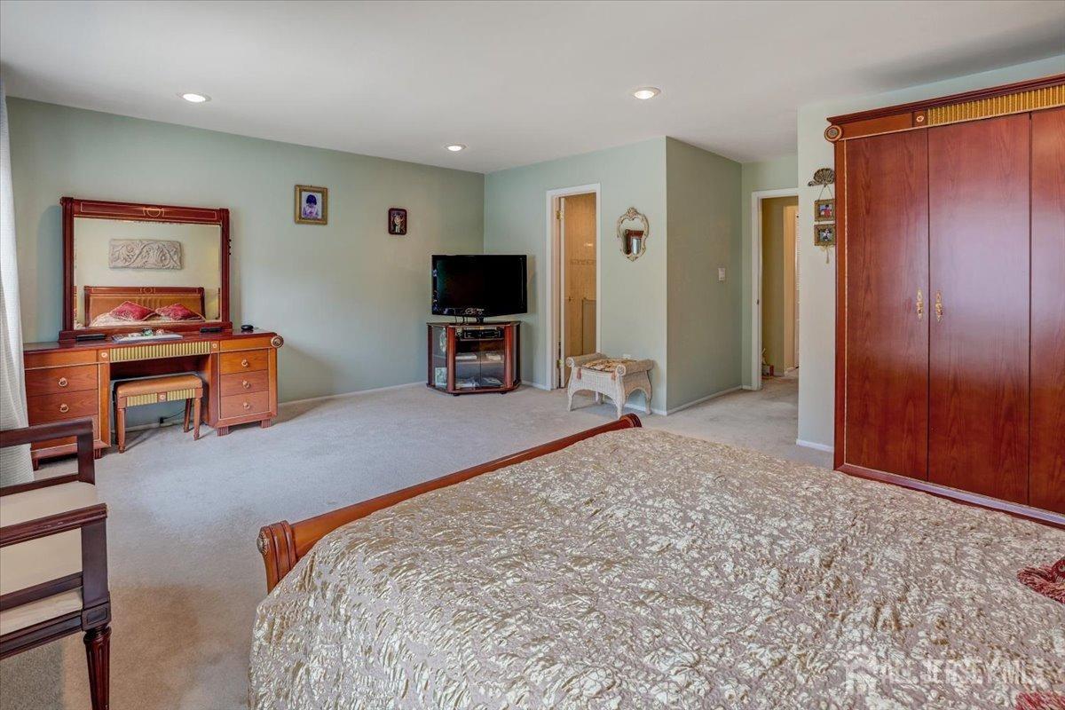 44 Lexington Circle, Old Bridge, New Jersey image 20