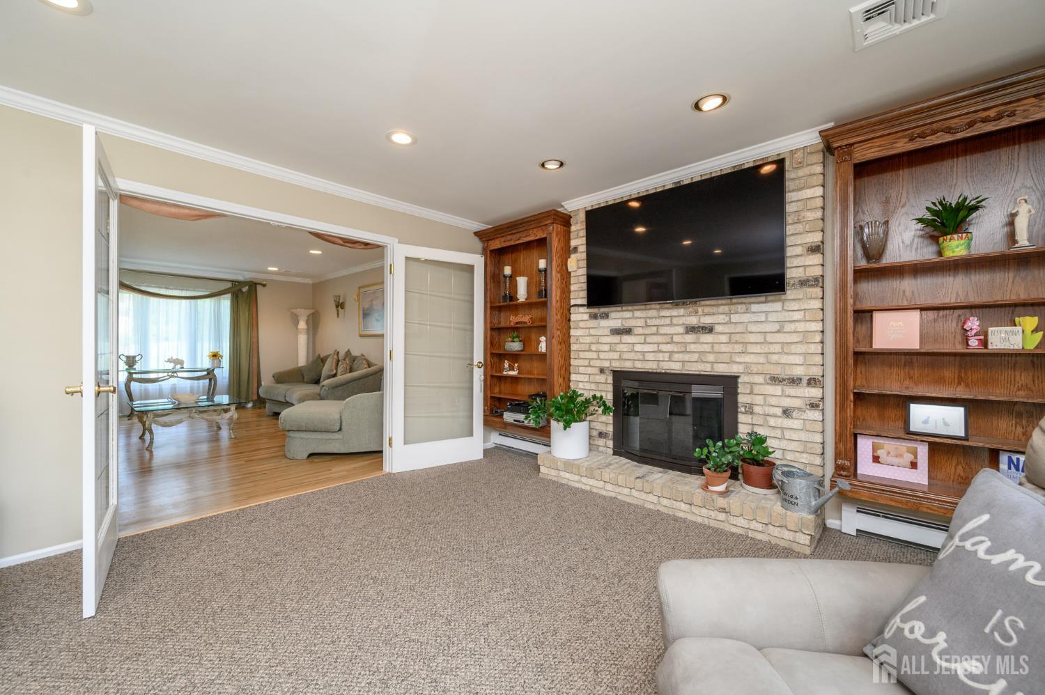 1 Wilfred Road, Manalapan, New Jersey image 10