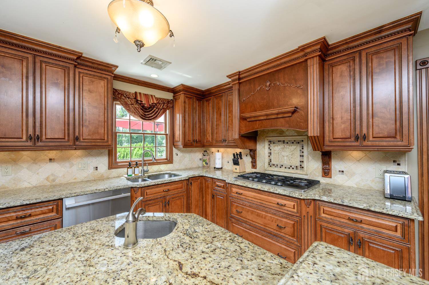 1 Wilfred Road, Manalapan, New Jersey image 17