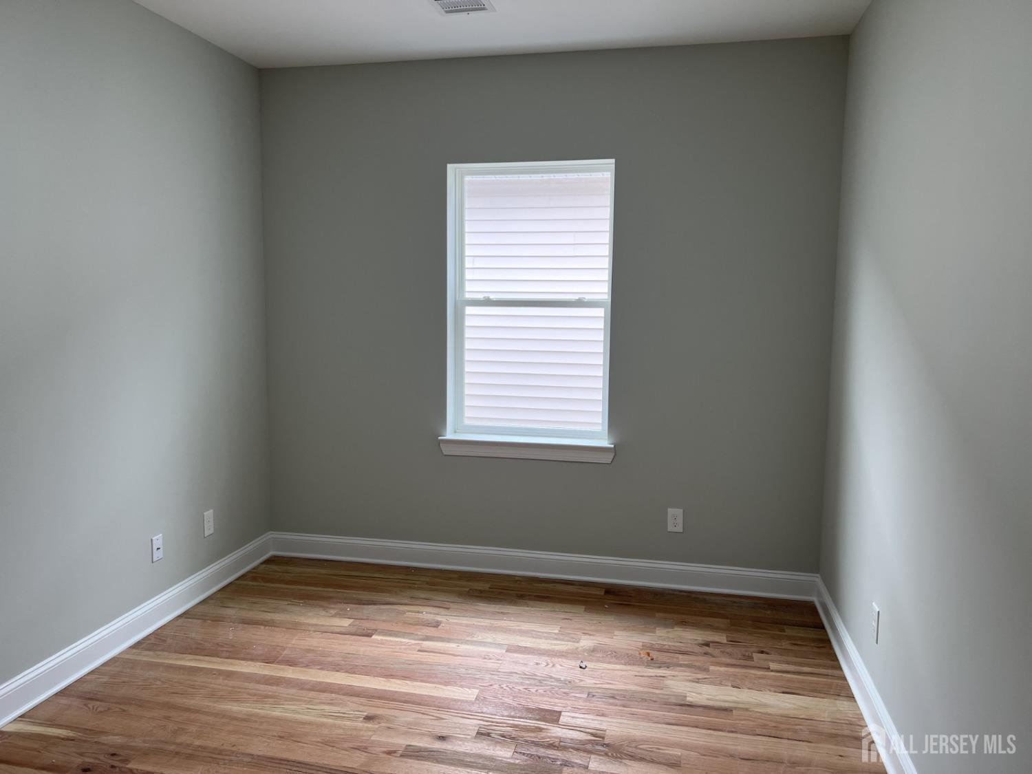 21 Catherine Street, Carteret, New Jersey image 14