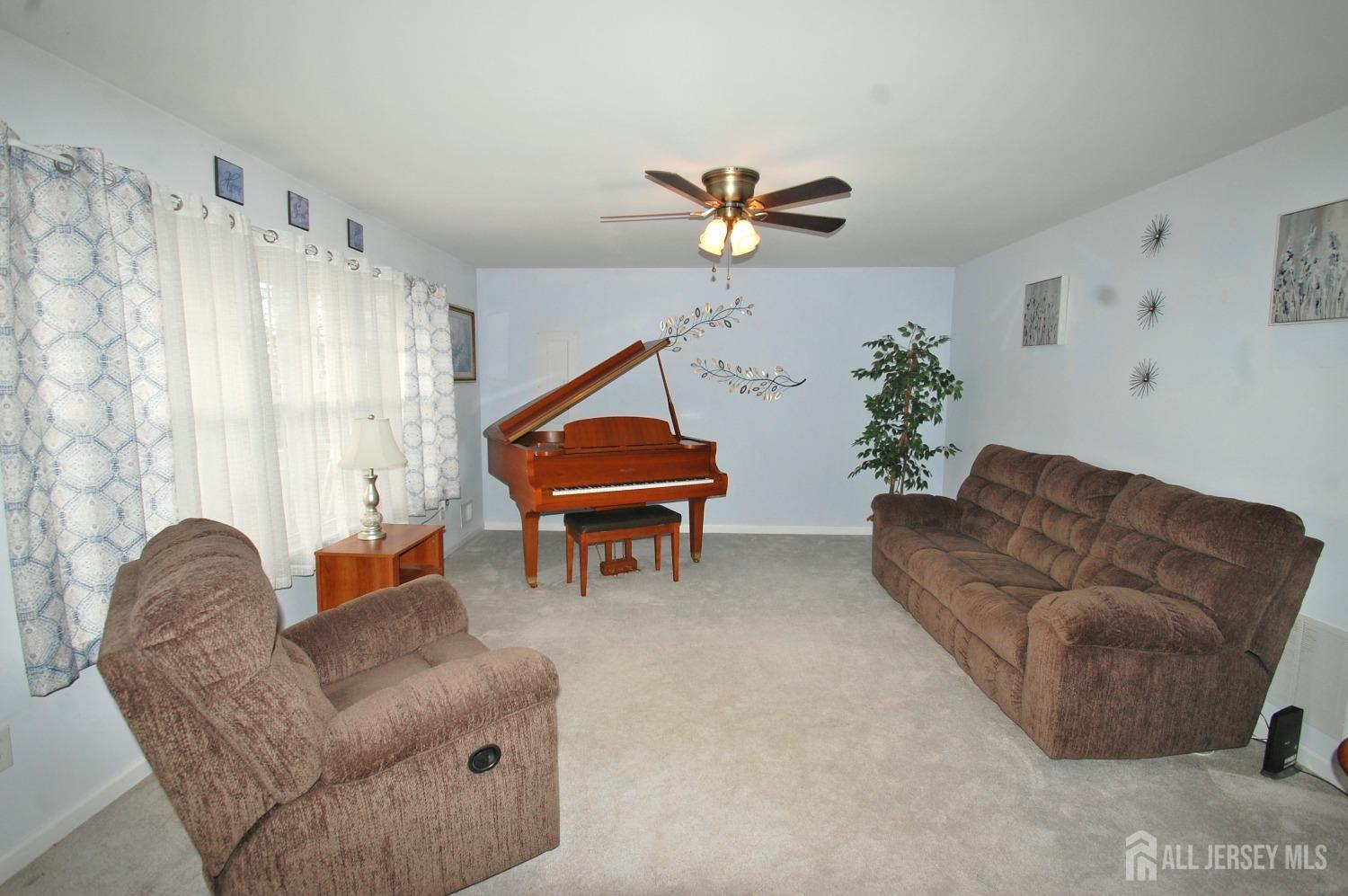 711 Edmunds Avenue, Union Beach, New Jersey image 6