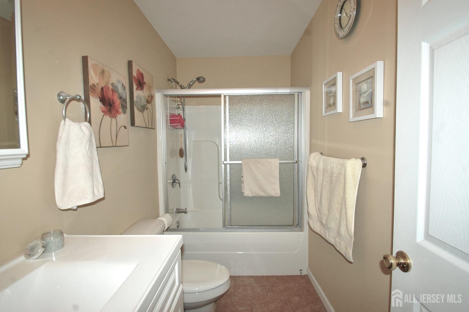 711 Edmunds Avenue, Union Beach, New Jersey image 41