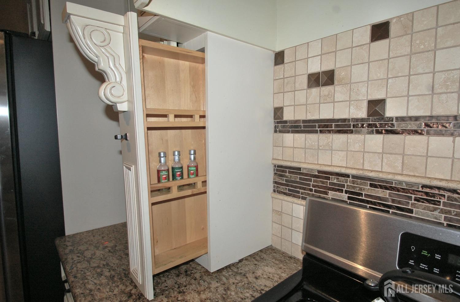 711 Edmunds Avenue, Union Beach, New Jersey image 12