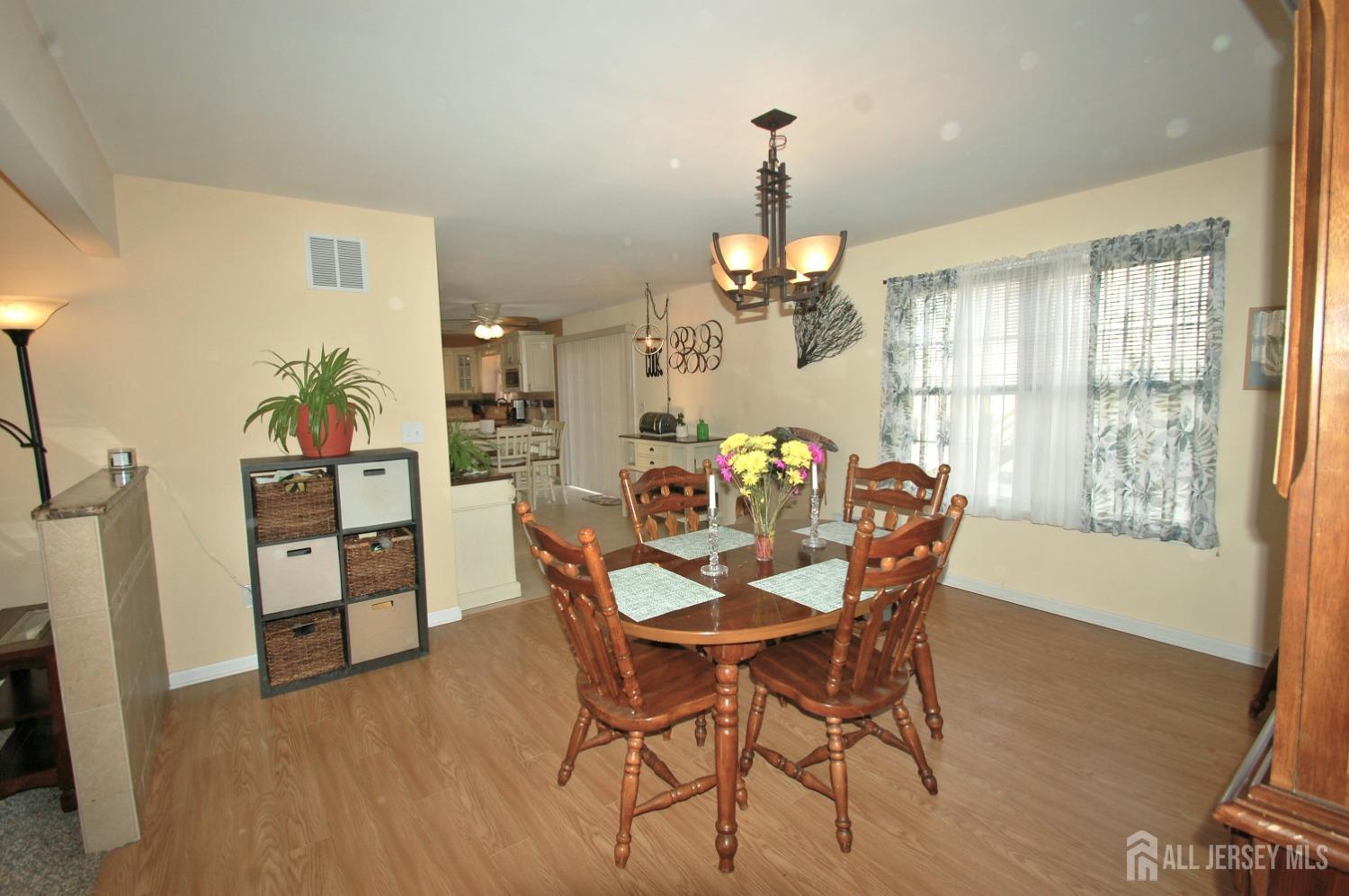 711 Edmunds Avenue, Union Beach, New Jersey image 20