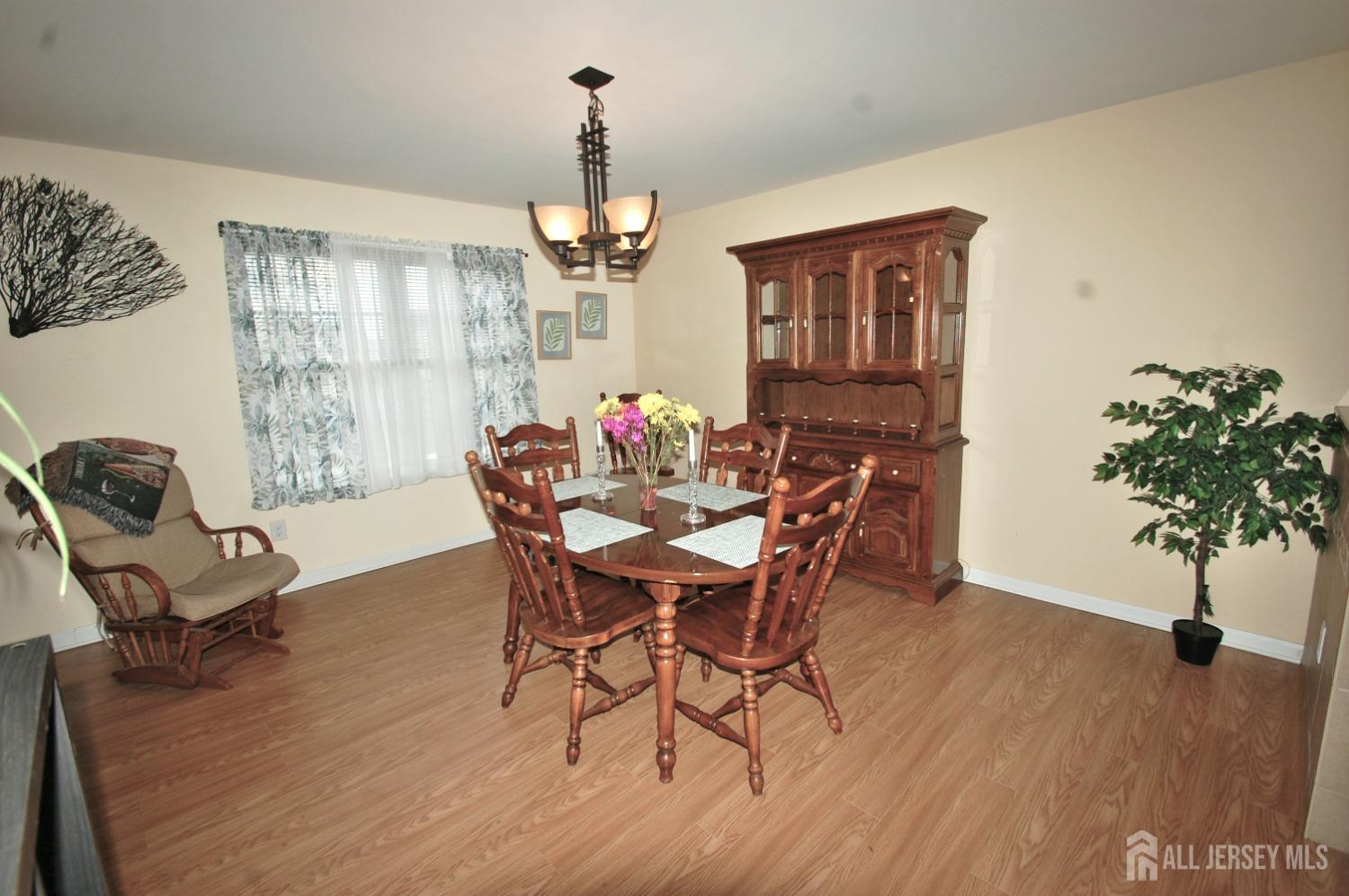 711 Edmunds Avenue, Union Beach, New Jersey image 21