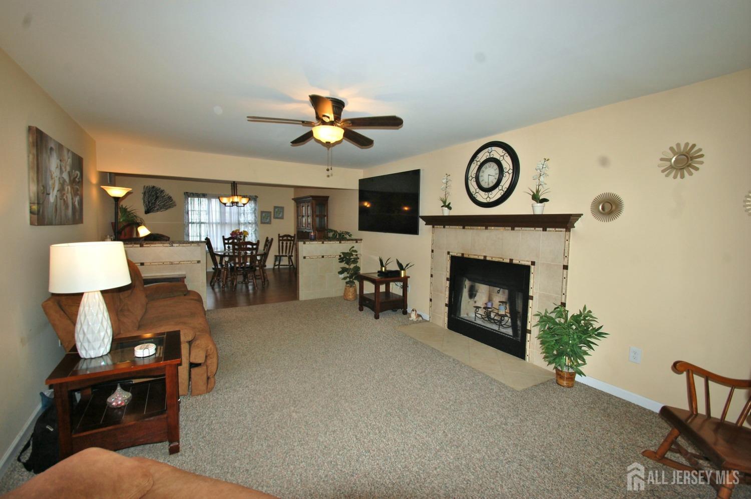 711 Edmunds Avenue, Union Beach, New Jersey image 24
