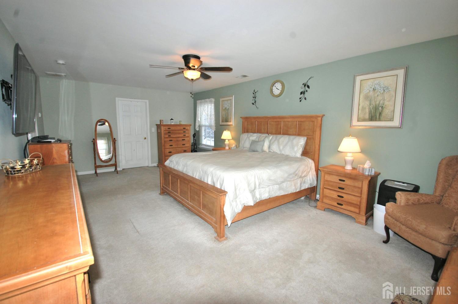 711 Edmunds Avenue, Union Beach, New Jersey image 30