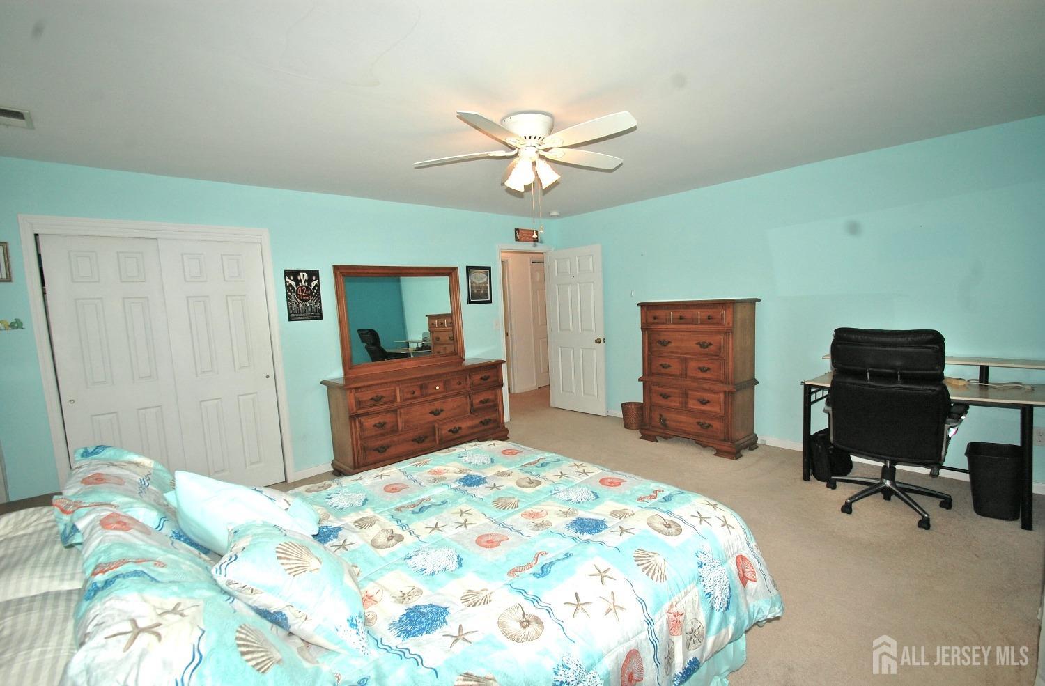 711 Edmunds Avenue, Union Beach, New Jersey image 39
