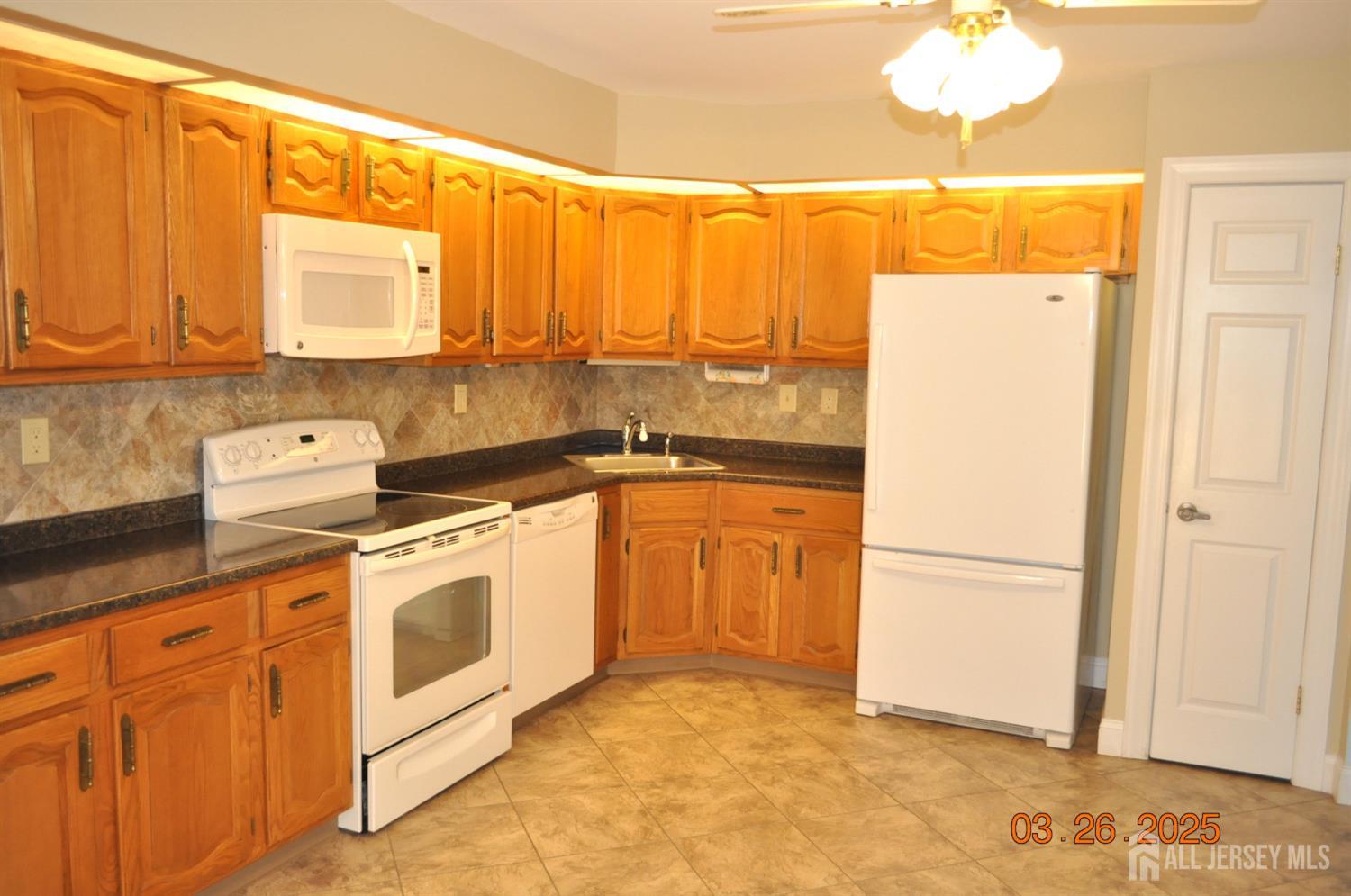 9-B Melborn Drive #9B, Monroe Township, New Jersey image 8