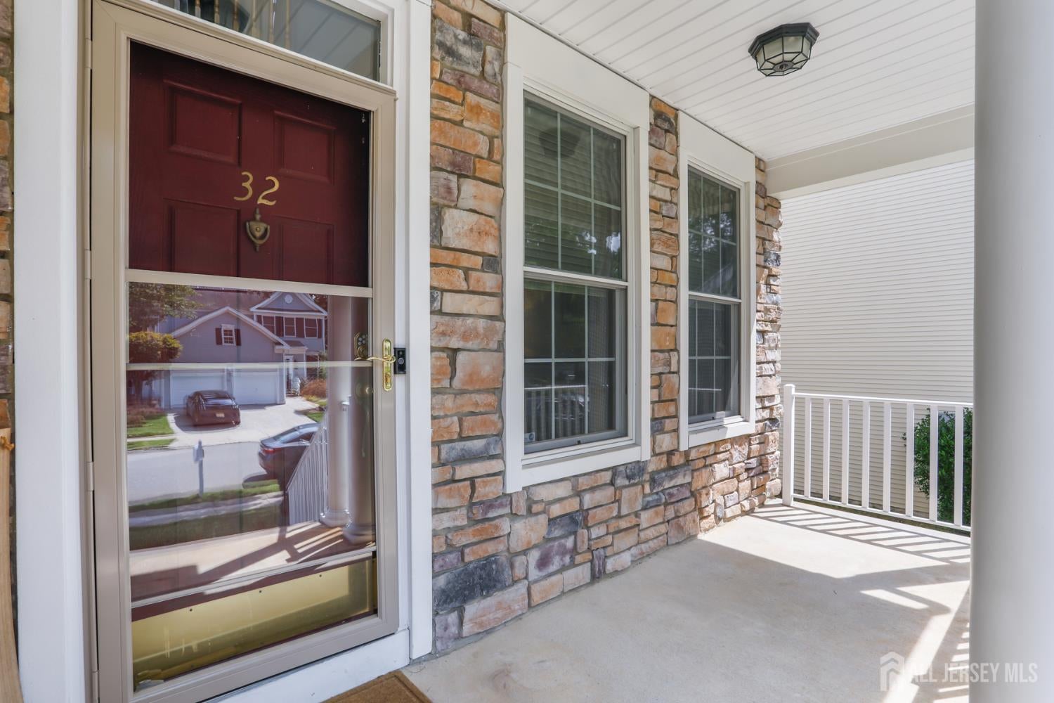 32 walden Court