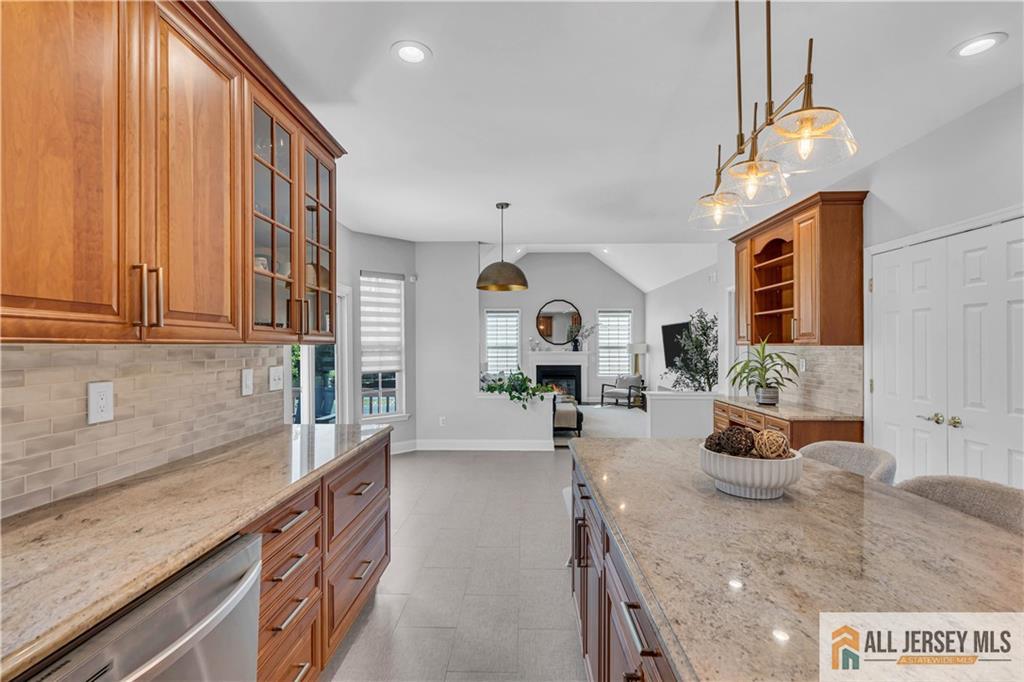 11 Hawk Court, East Brunswick, New Jersey image 5