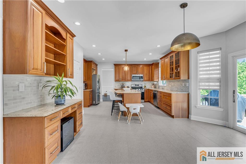 11 Hawk Court, East Brunswick, New Jersey image 2