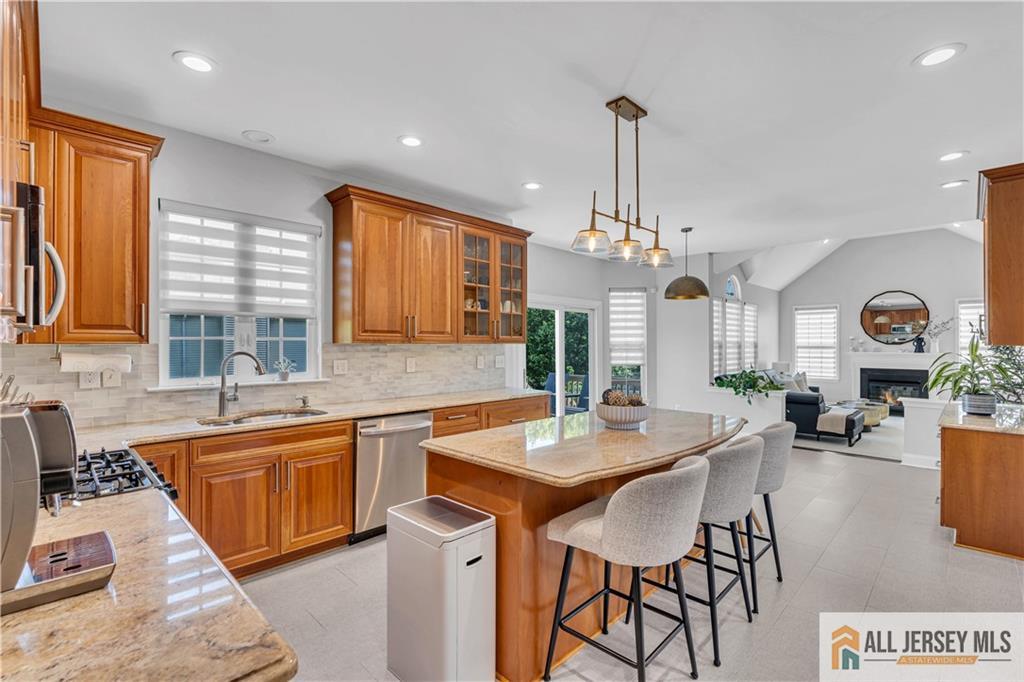 11 Hawk Court, East Brunswick, New Jersey image 3