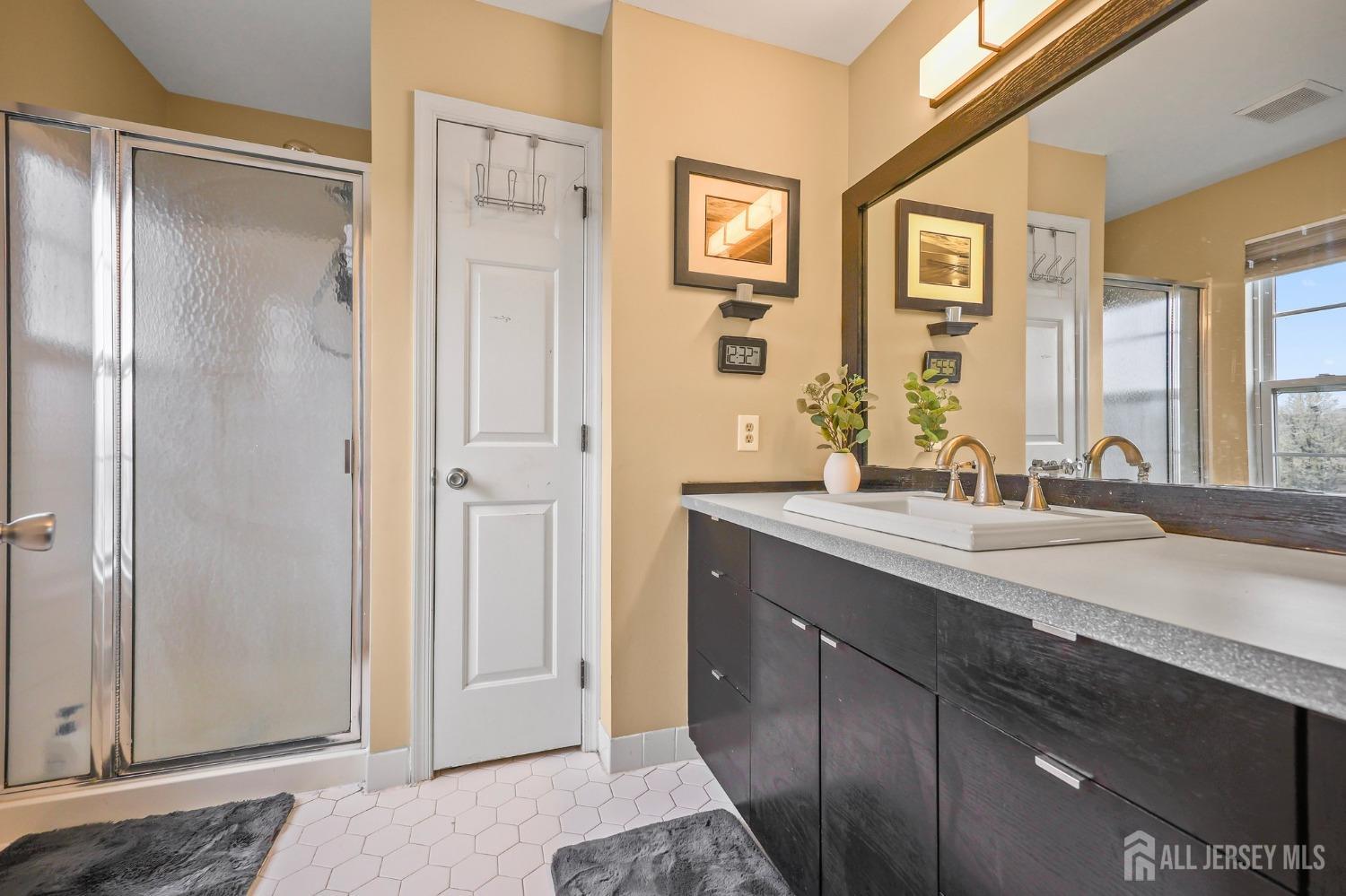 2308 Timber Ridge Court, Sayreville, New Jersey image 20
