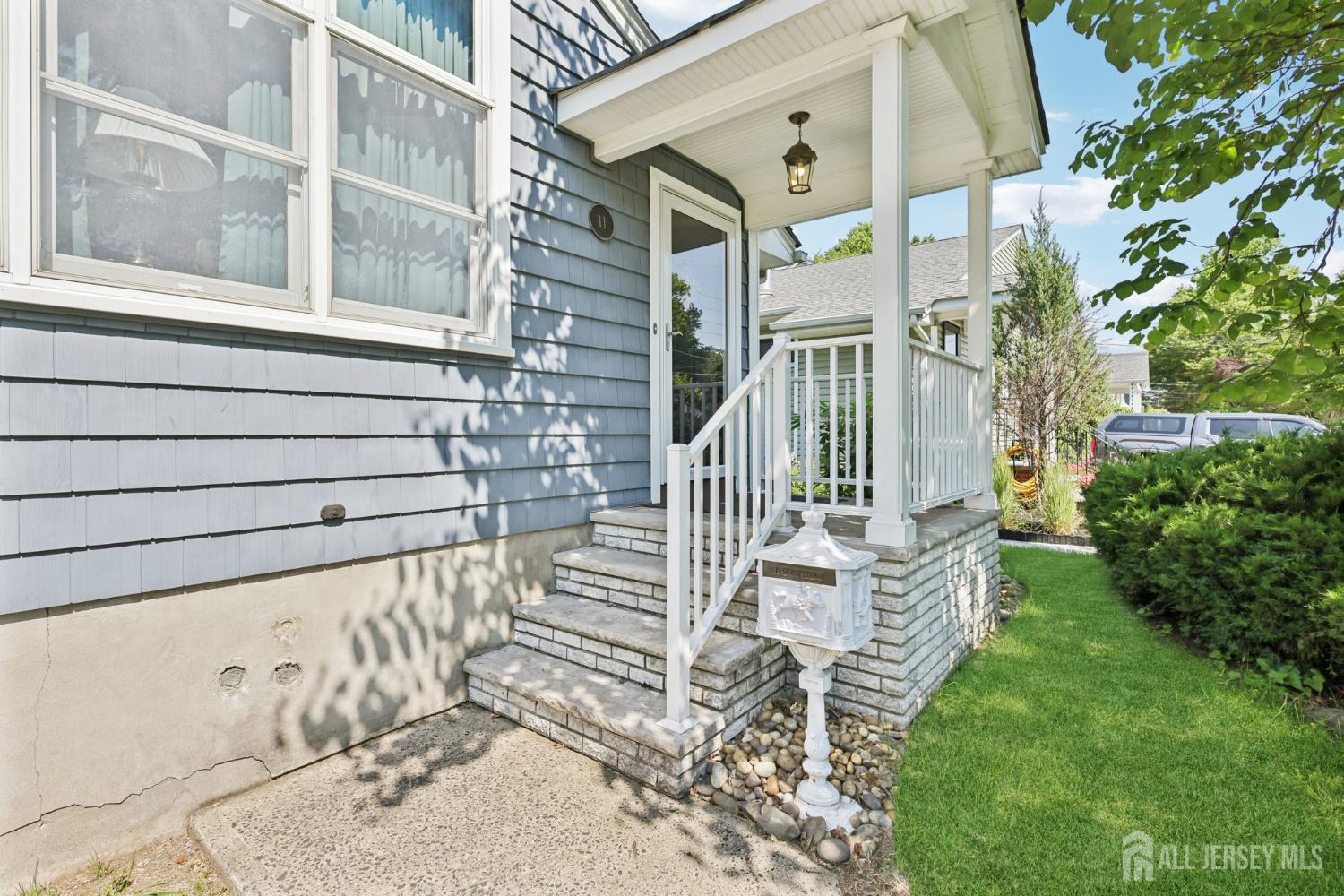 11 Beechwood Avenue, Metuchen, New Jersey image 3