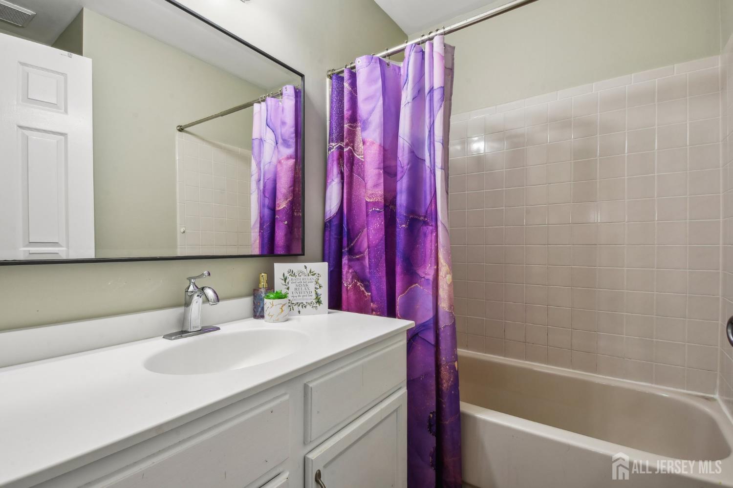 25 Manor Drive, Hillsborough, New Jersey image 15