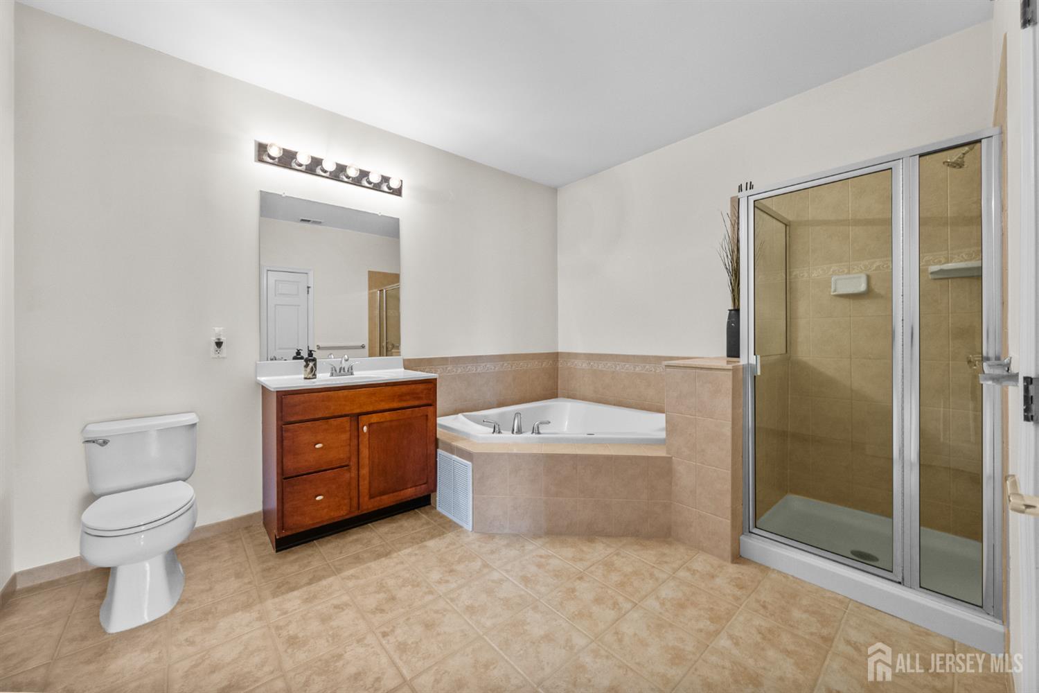 100 Middlesex Boulevard #321, Plainsboro, New Jersey image 8