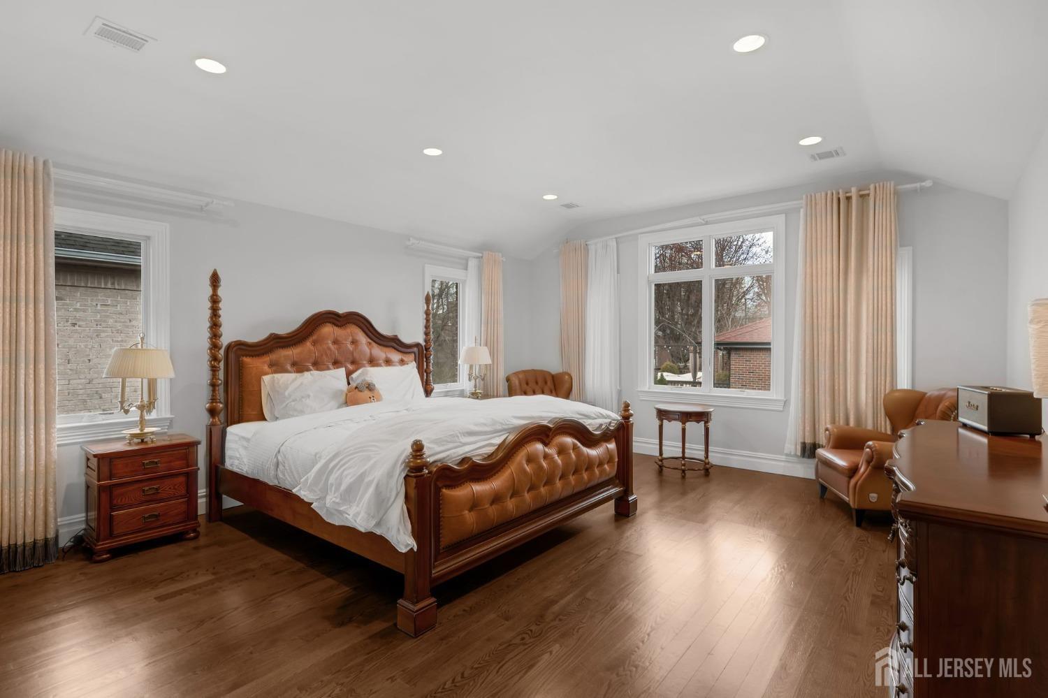 1355 NE Abbott Boulevard, Fort Lee, New Jersey image 25
