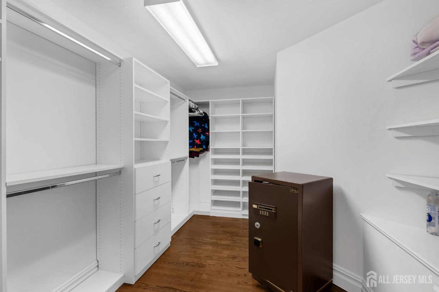 1355 NE Abbott Boulevard, Fort Lee, New Jersey image 31