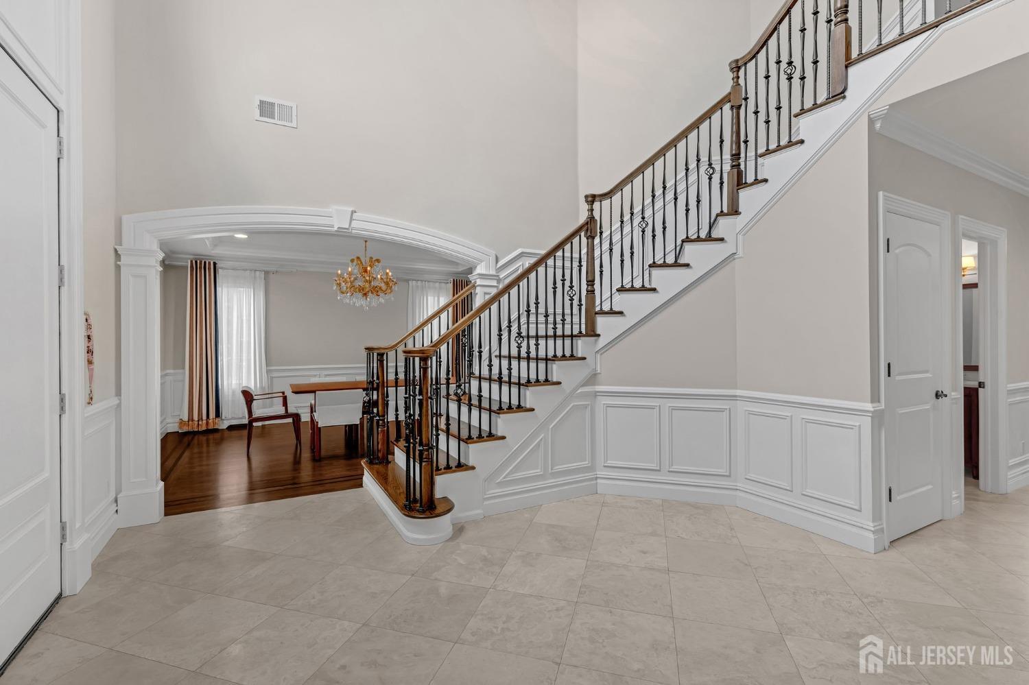 1355 NE Abbott Boulevard, Fort Lee, New Jersey image 4