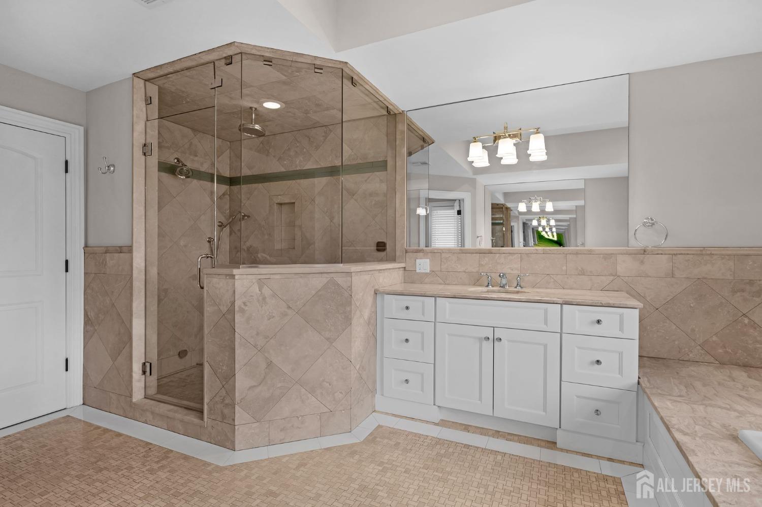 1355 NE Abbott Boulevard, Fort Lee, New Jersey image 28