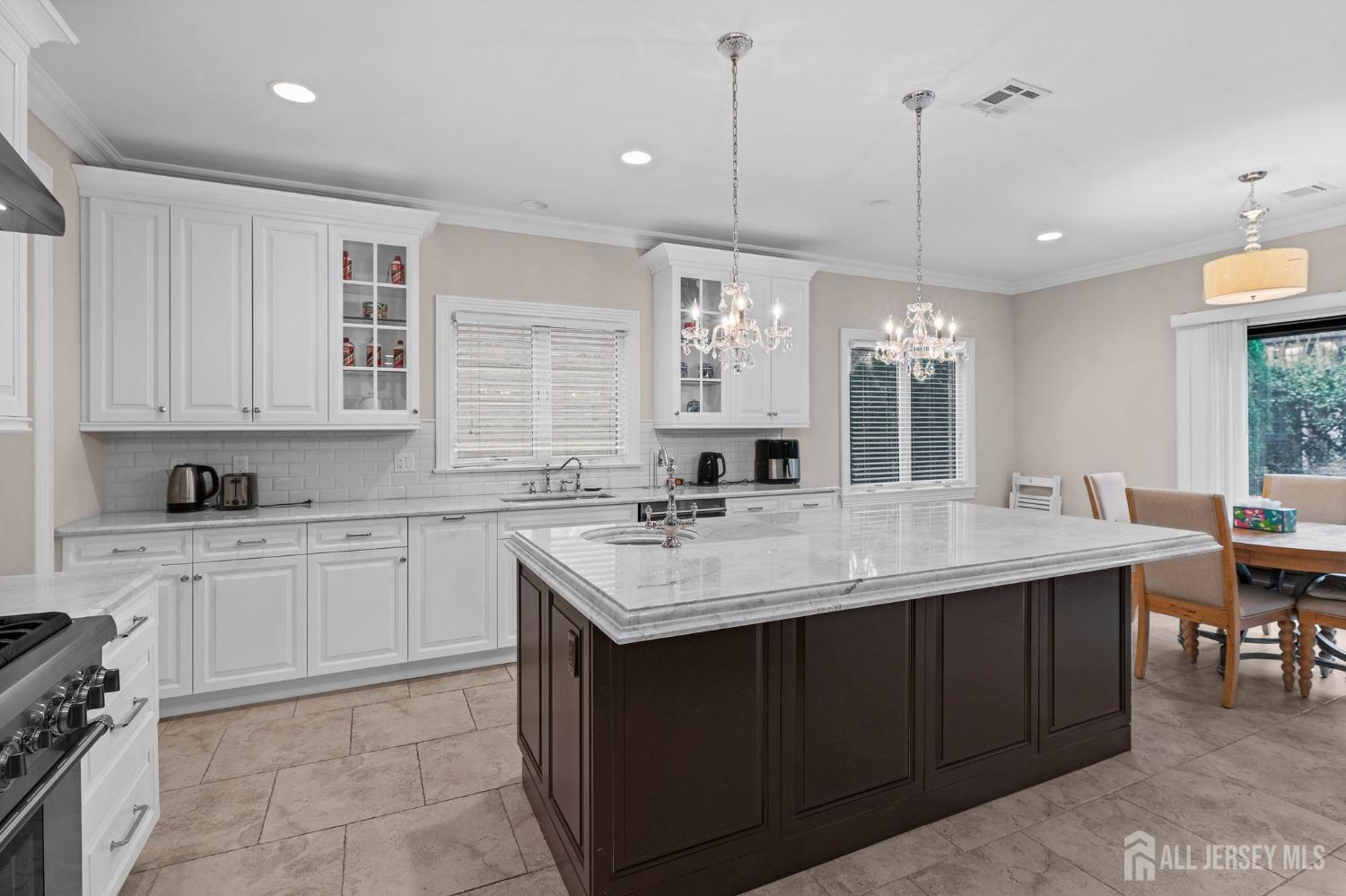 1355 NE Abbott Boulevard, Fort Lee, New Jersey image 14