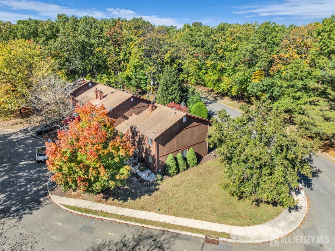 16 Cardinal Lane
