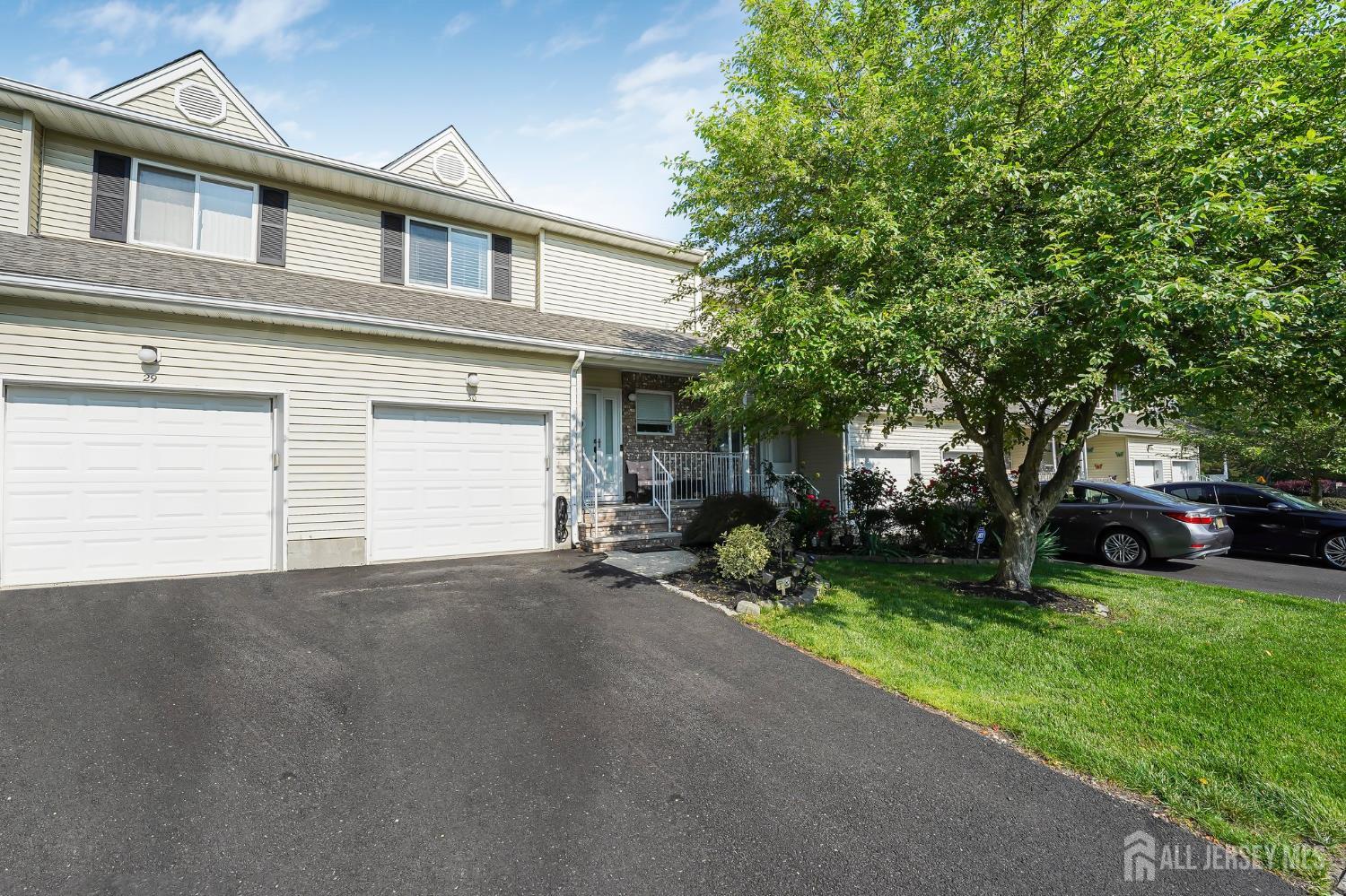 30 Forest Garden Drive, Old Bridge, New Jersey image 1