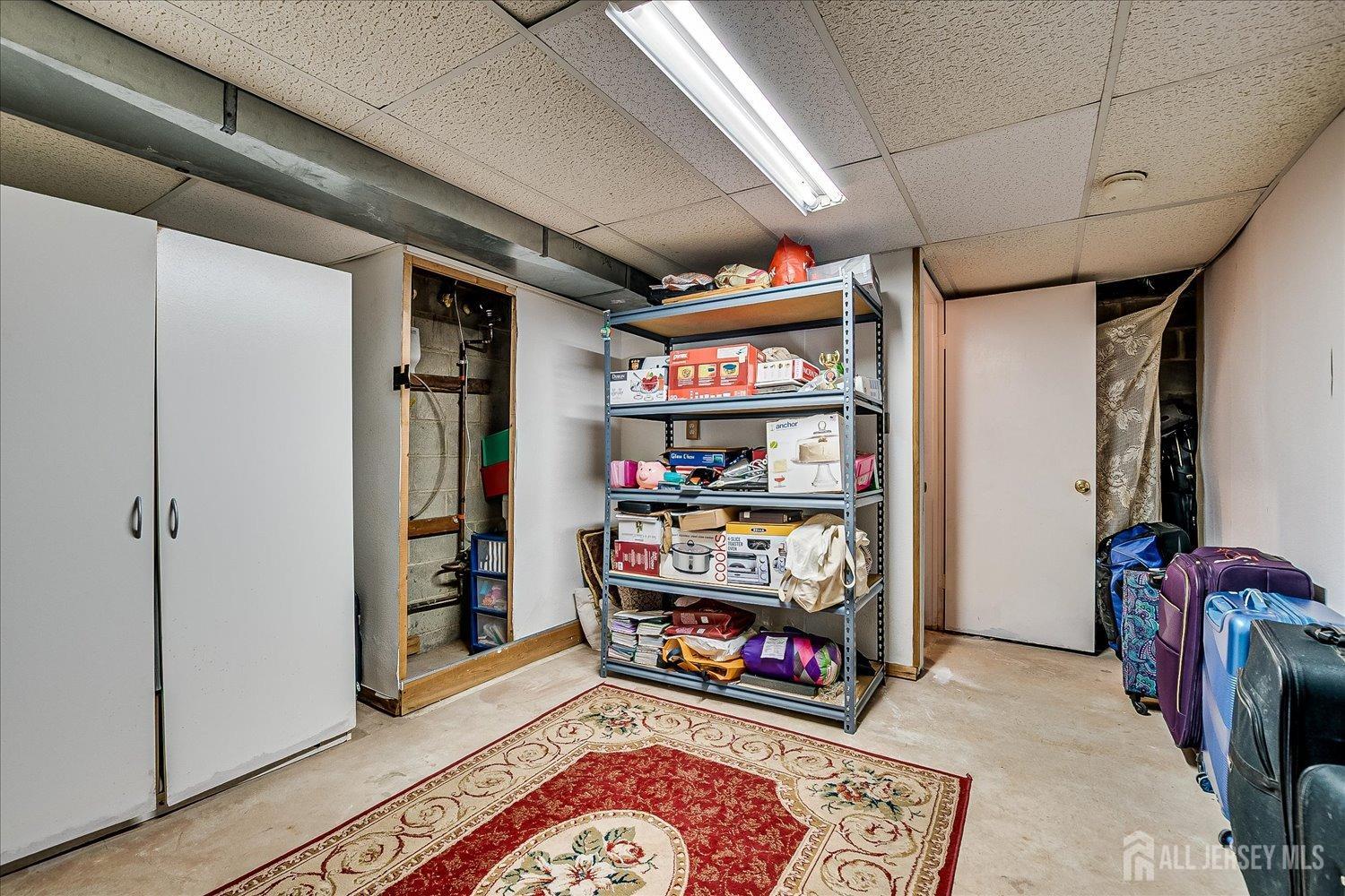 115 Kelly Drive, Edison, New Jersey image 31