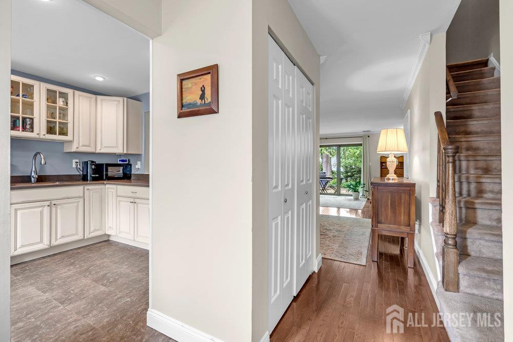 223 Perth Hill Court, Matawan, New Jersey image 6