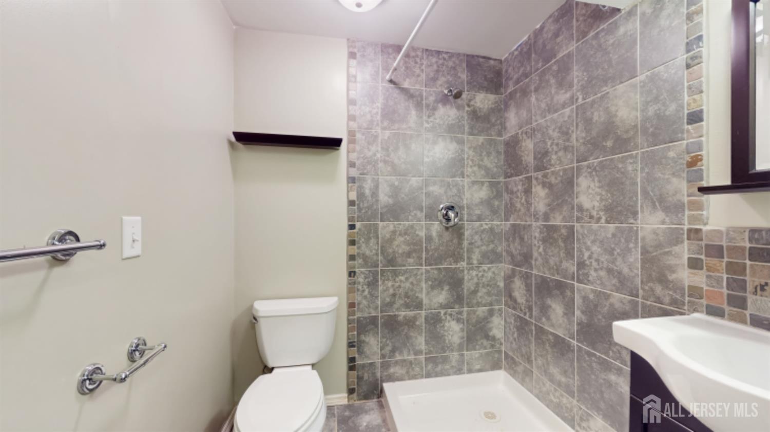 28 Walden Court, Old Bridge, New Jersey image 20