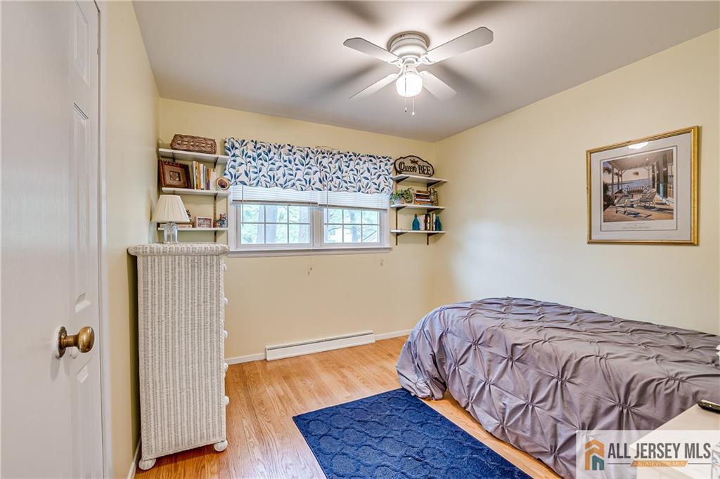 33 Larchmont Road, Edison, New Jersey image 10