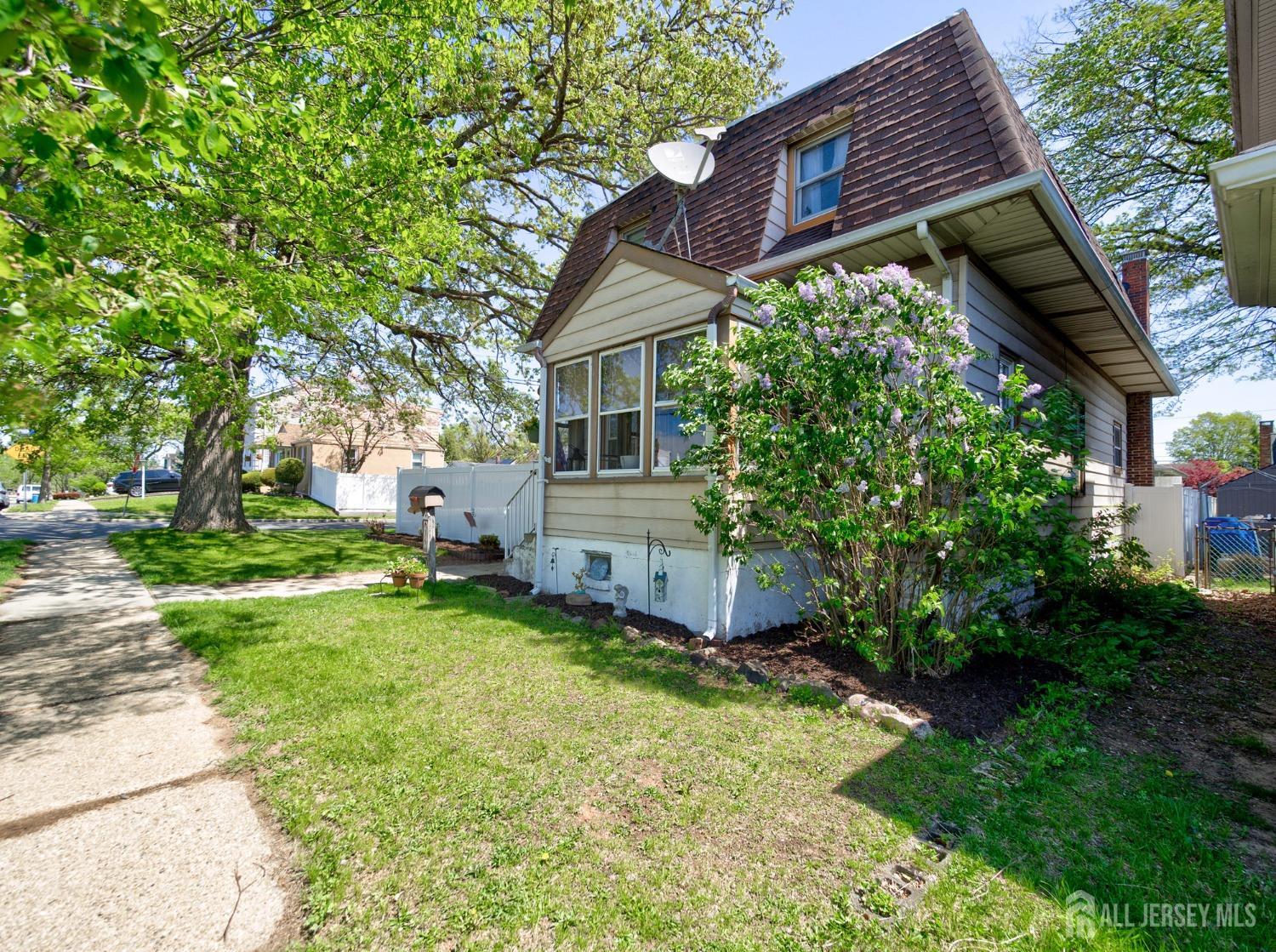 36 Frederick Street, Carteret, New Jersey image 1