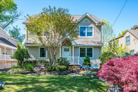 Homes For Sale - 47 Orchard Avenue<br/> Middlesex County, Metuchen, NJ 08840