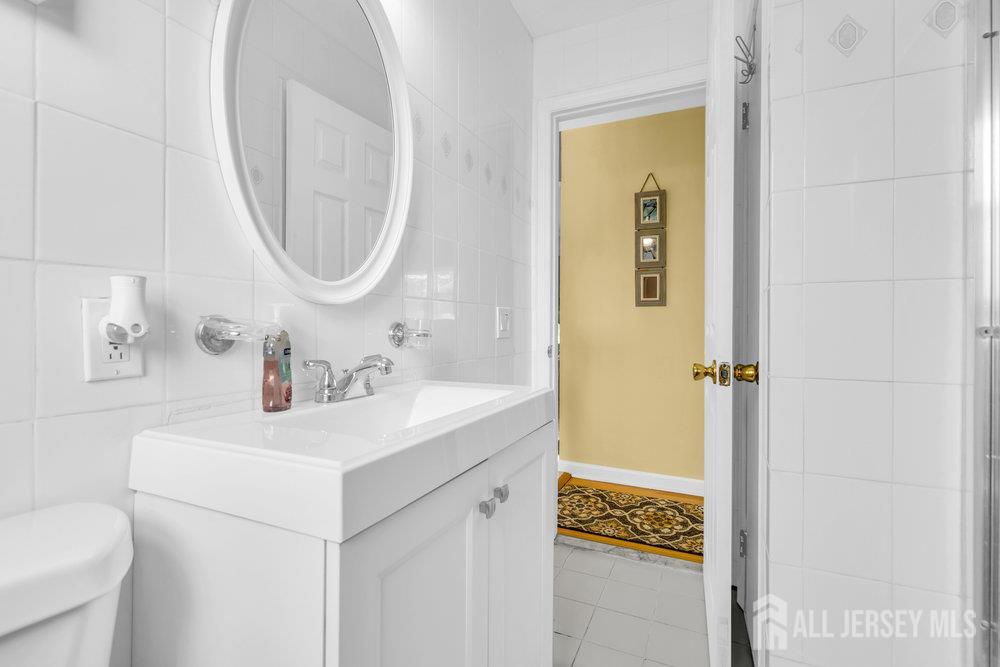 11 Edna Place, Piscataway, New Jersey image 12