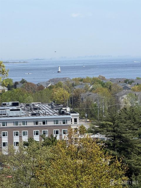 Condo For Sale - 367 Ferris Street<br/> Middlesex County, South Amboy, NJ 08879