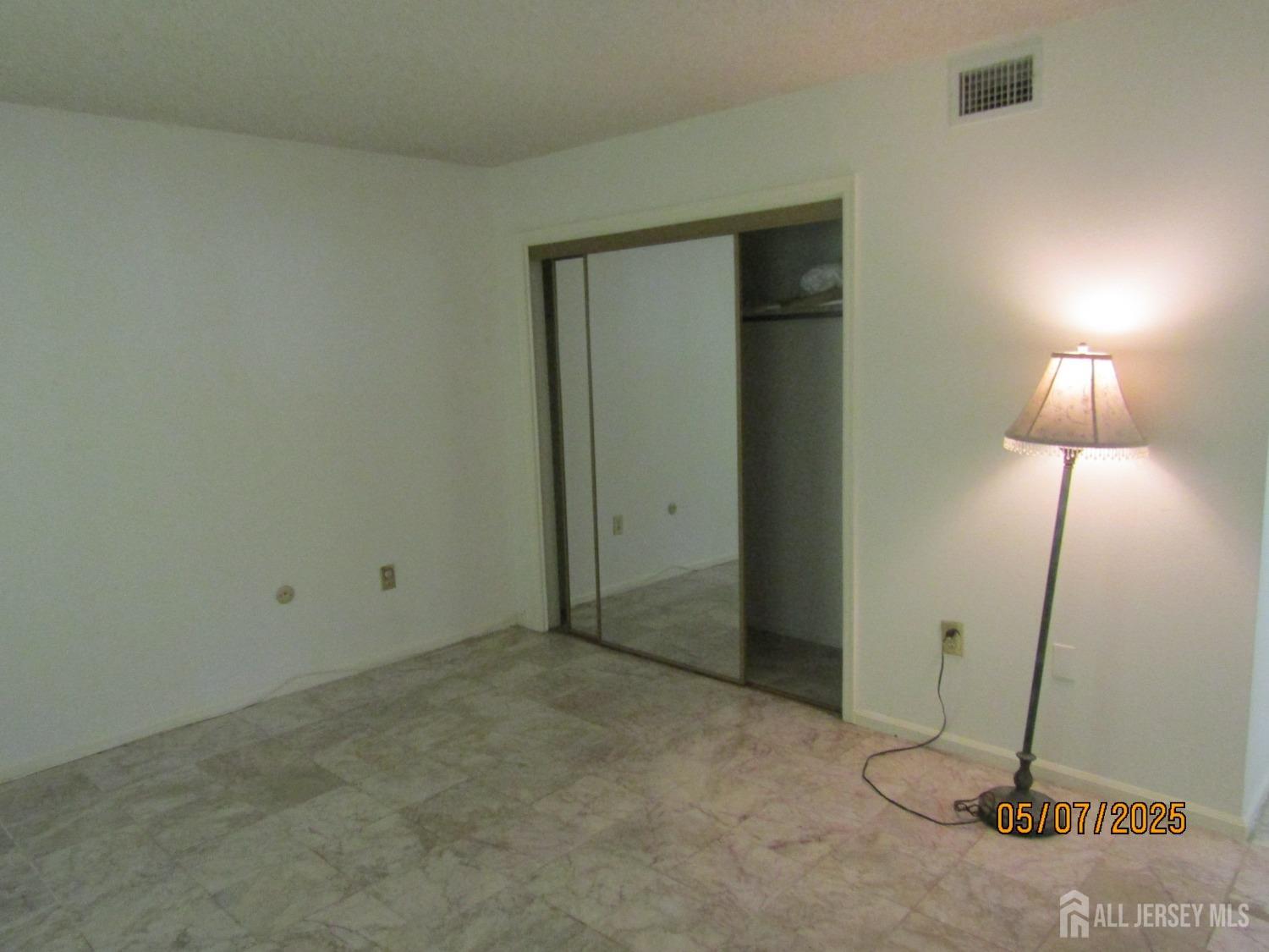 160 Pelham Lane #B, Monroe Township, New Jersey image 2