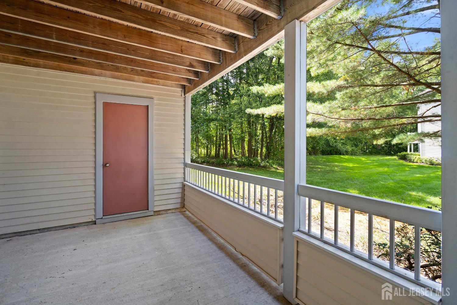 Princeton, New Jersey 08540, United States, 2 Bedrooms Bedrooms, ,2 BathroomsBathrooms,Residential,Active,201536