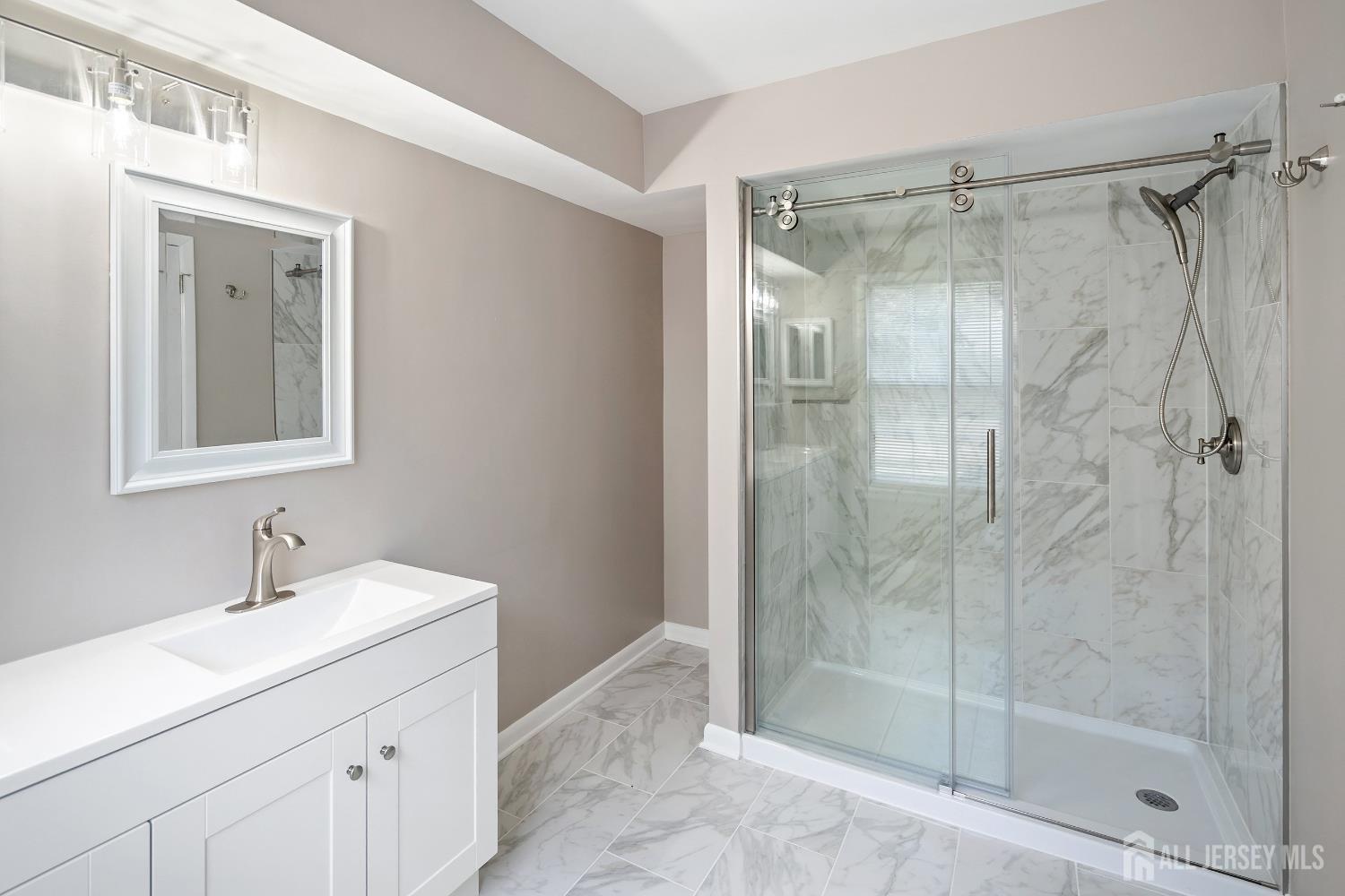 Princeton, New Jersey 08540, United States, 2 Bedrooms Bedrooms, ,2 BathroomsBathrooms,Residential,Active,201536