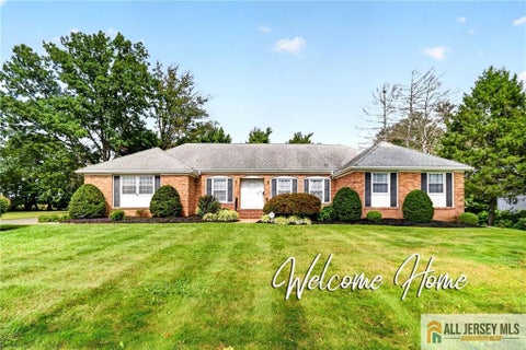 Homes For Sale - 140 Plainsboro Road<br/> Middlesex County, Cranbury, NJ 08512
