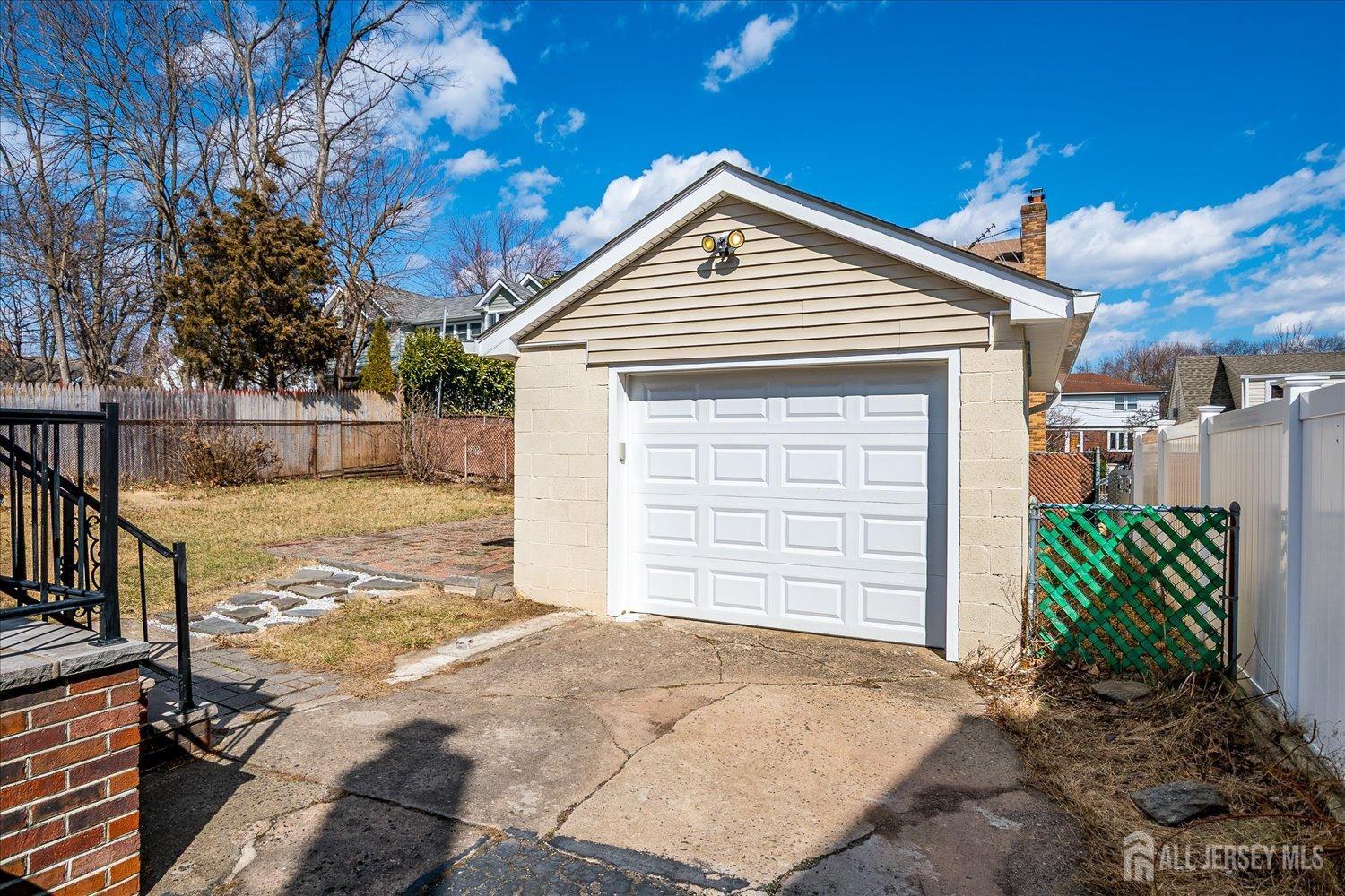 529 Roosevelt Street, Roselle Park, New Jersey image 30