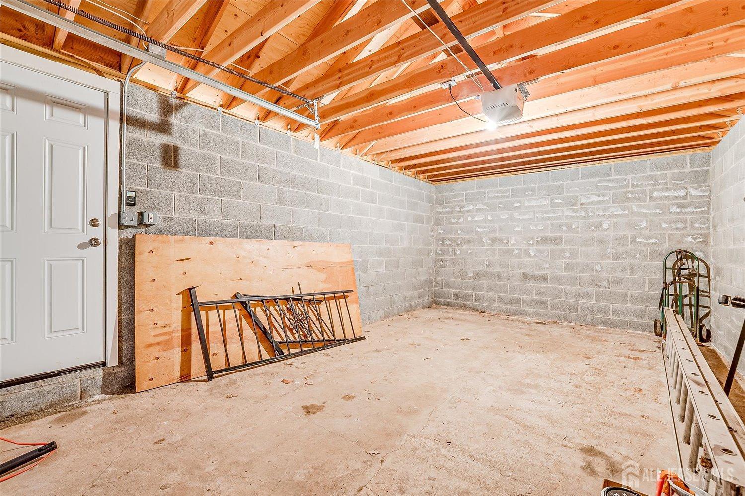 529 Roosevelt Street, Roselle Park, New Jersey image 31