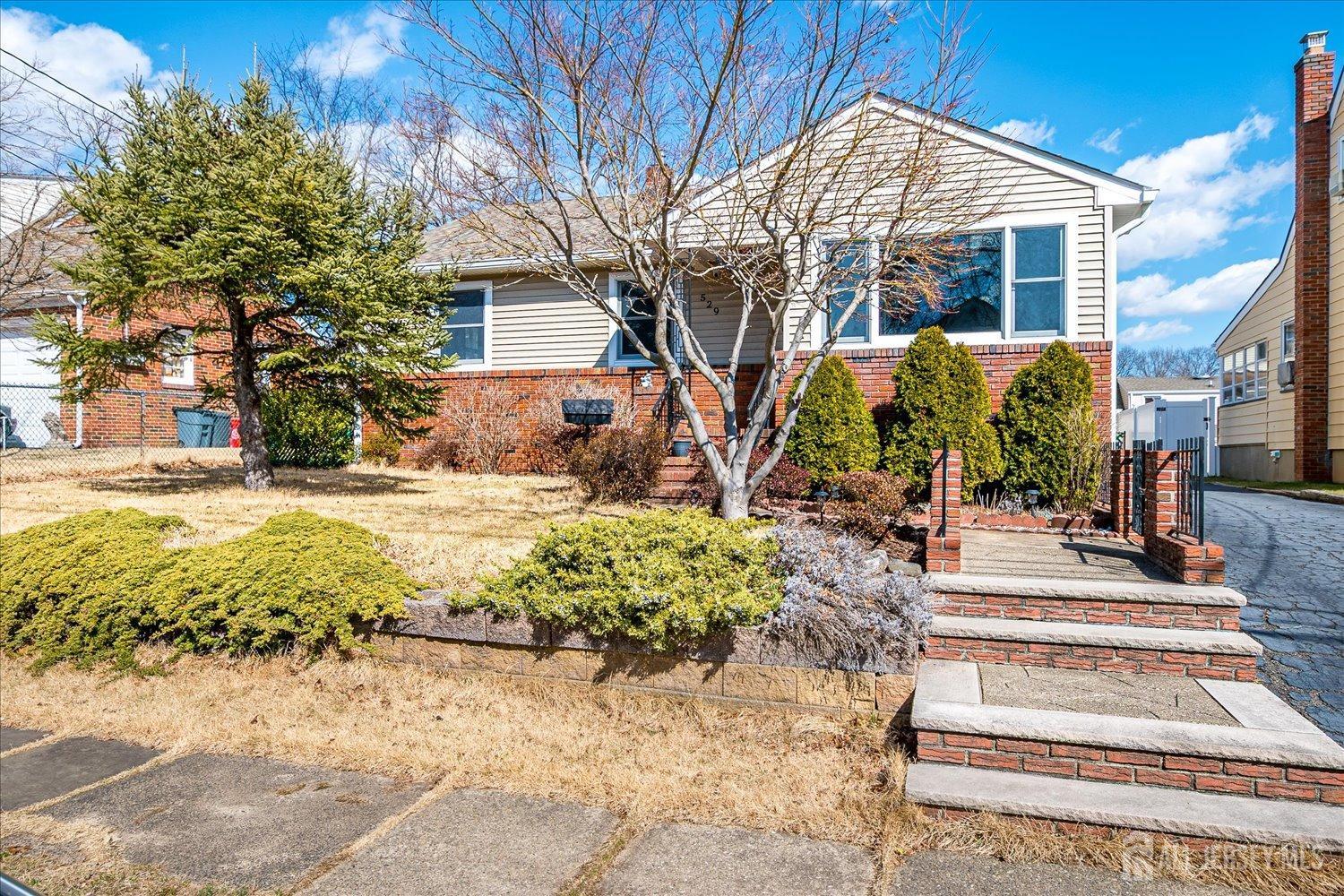 529 Roosevelt Street, Roselle Park, New Jersey image 1