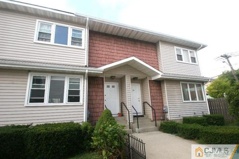 Condo For Sale - 8 Neilson Street #G<br/> New Brunswick, NJ 08901