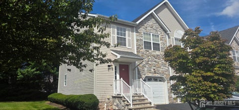 Townhouse For Rent - 18 Dina Lane<br/> Somerset County, Franklin, NJ 08873