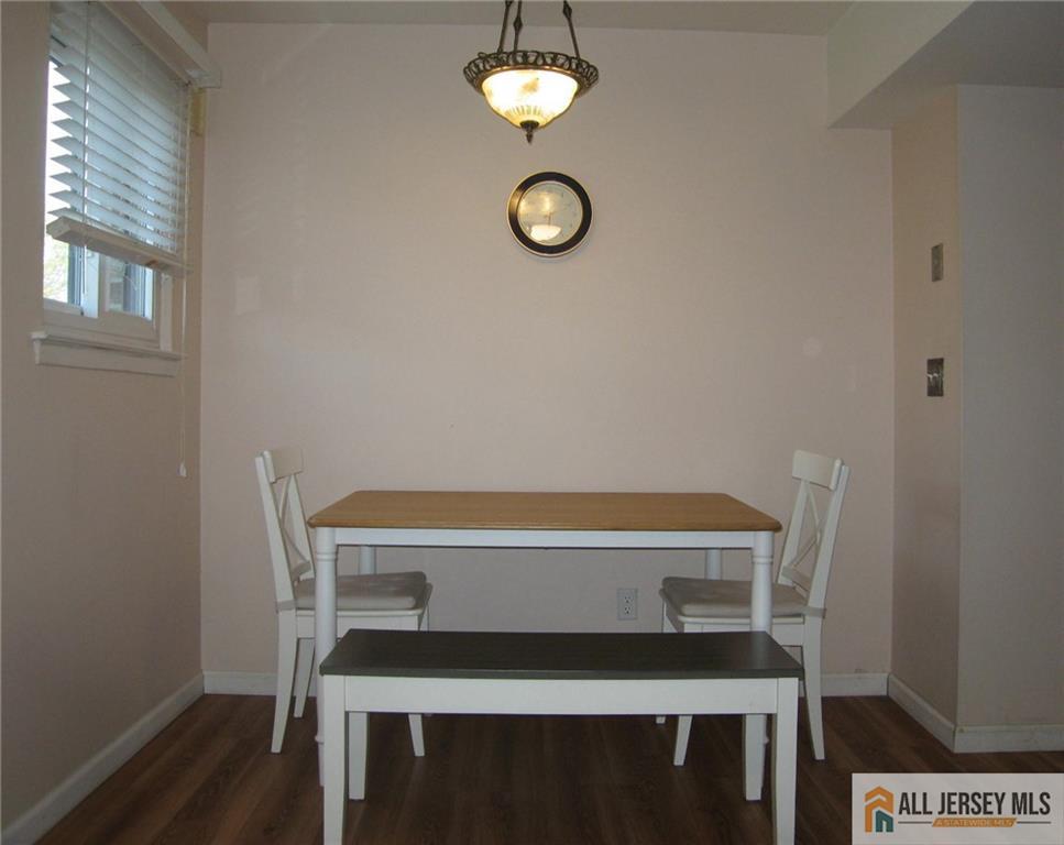 1313 N Oaks Boulevard, North Brunswick, New Jersey image 3