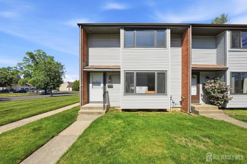 Condo For Sale - 371 Bolton Road<br/> East Windsor, NJ 08520
